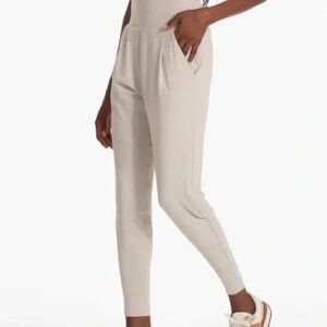 Vuori At Ease Jogger